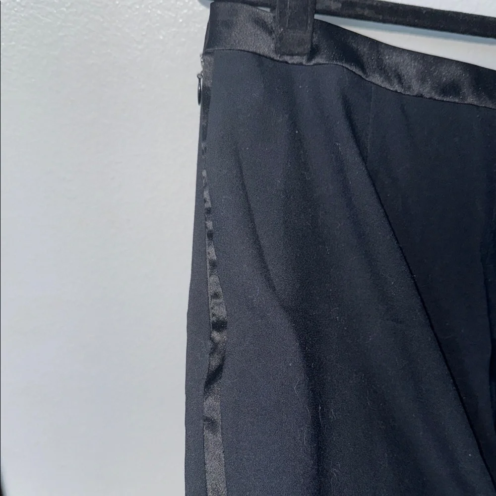 Sigrid Olsen Elegant Black Trousers with Satin Tuxedo Stripe - Picture 5 of 6